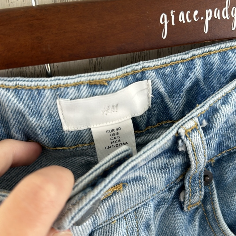 H&M | Buttonfly Straight Leg Jeans - Picture 6 of 10